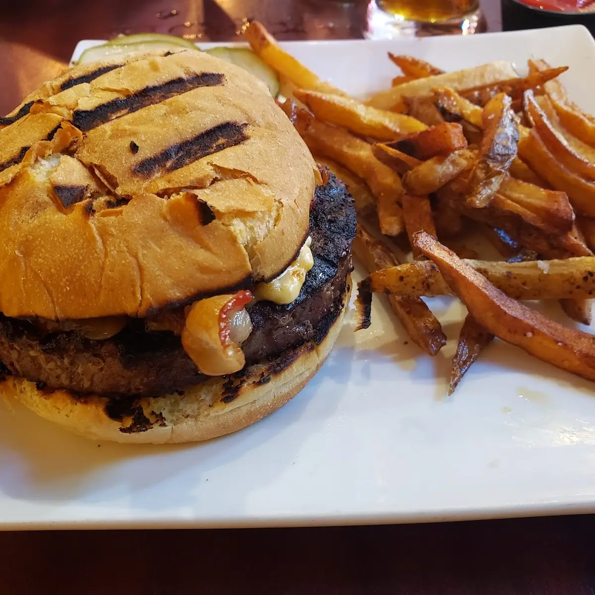 Hound's Tale Wagyu Burger