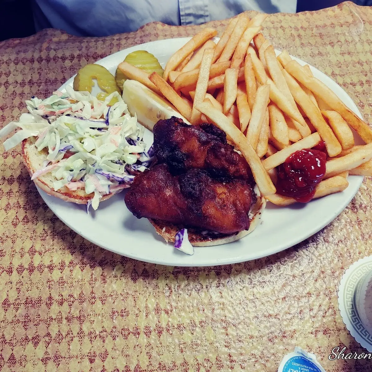 Fish Sandwich w Fries