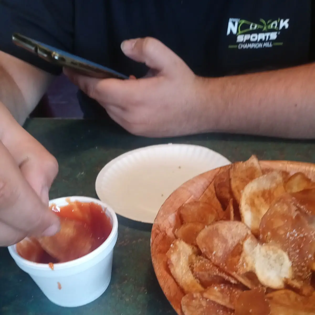 Buff Chips and BBQ Sauce