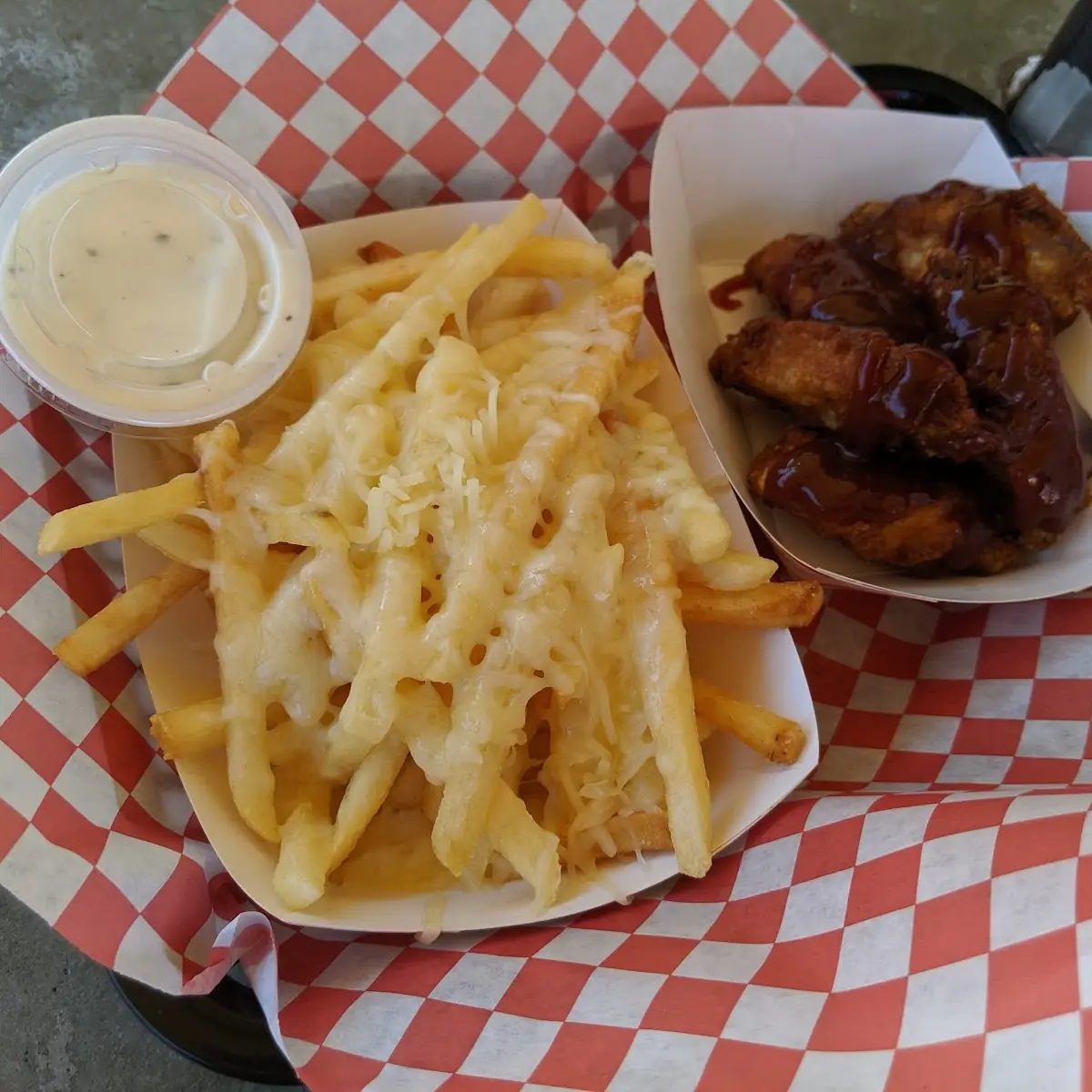 Wings & Cheese Fries