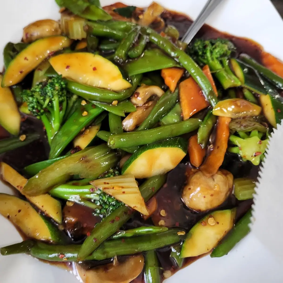 Vegetable Lo Mein Noodles