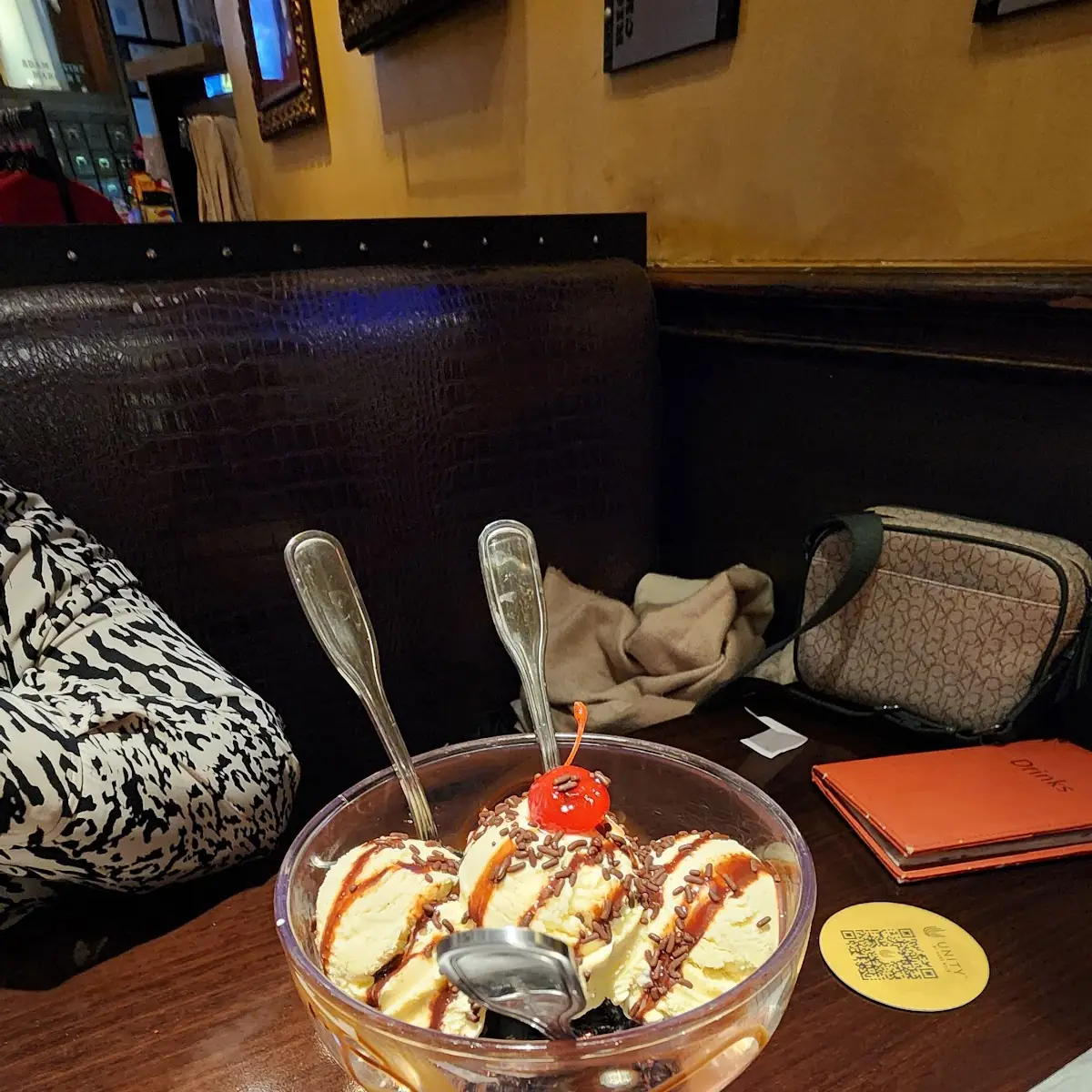 Hot Fudge Brownie Sundae