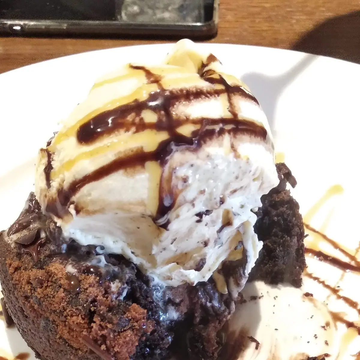 Chocolate Lava Cake with Ice-Cream