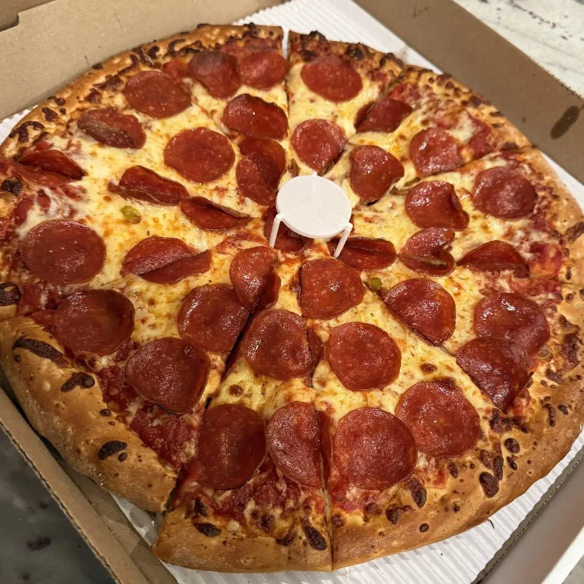 Large Pepperoni Pizza