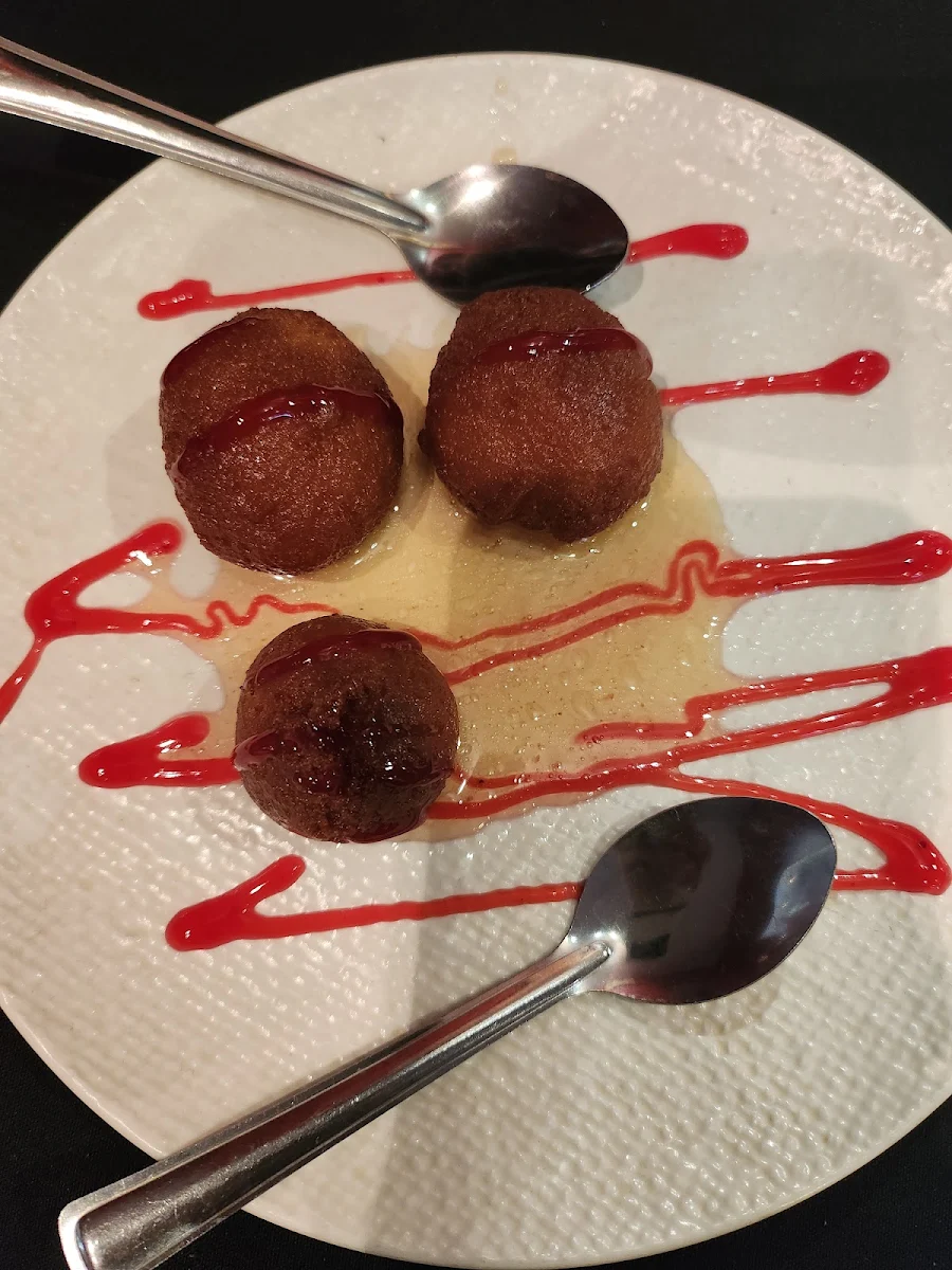 Gulab Jamun, India Garden
