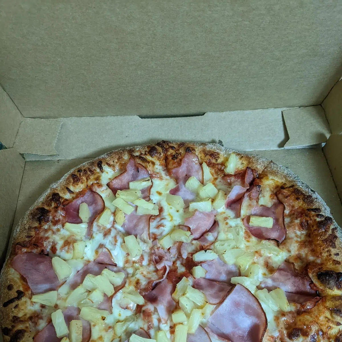 Hawaiian Pizza