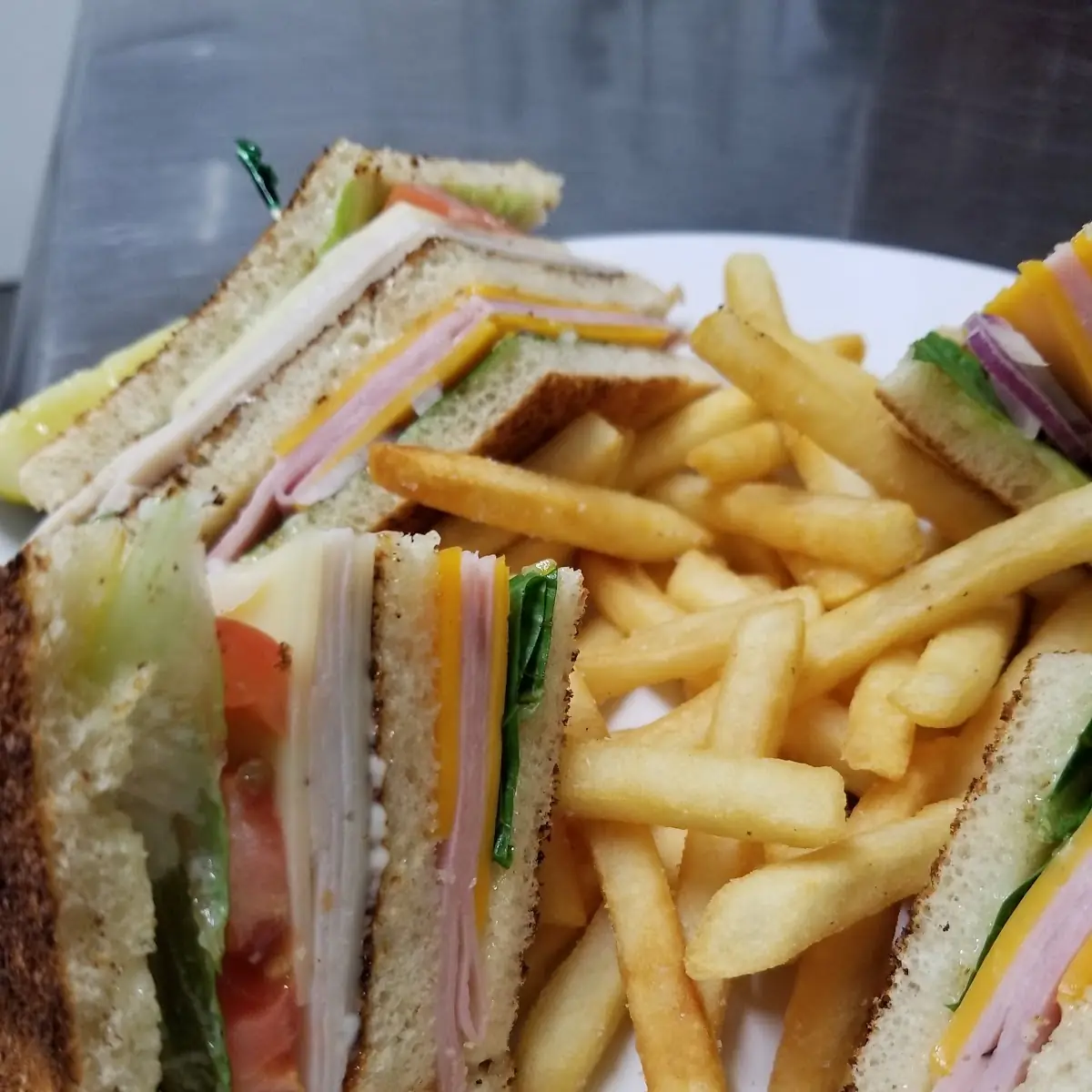 Sandwich & Fries
