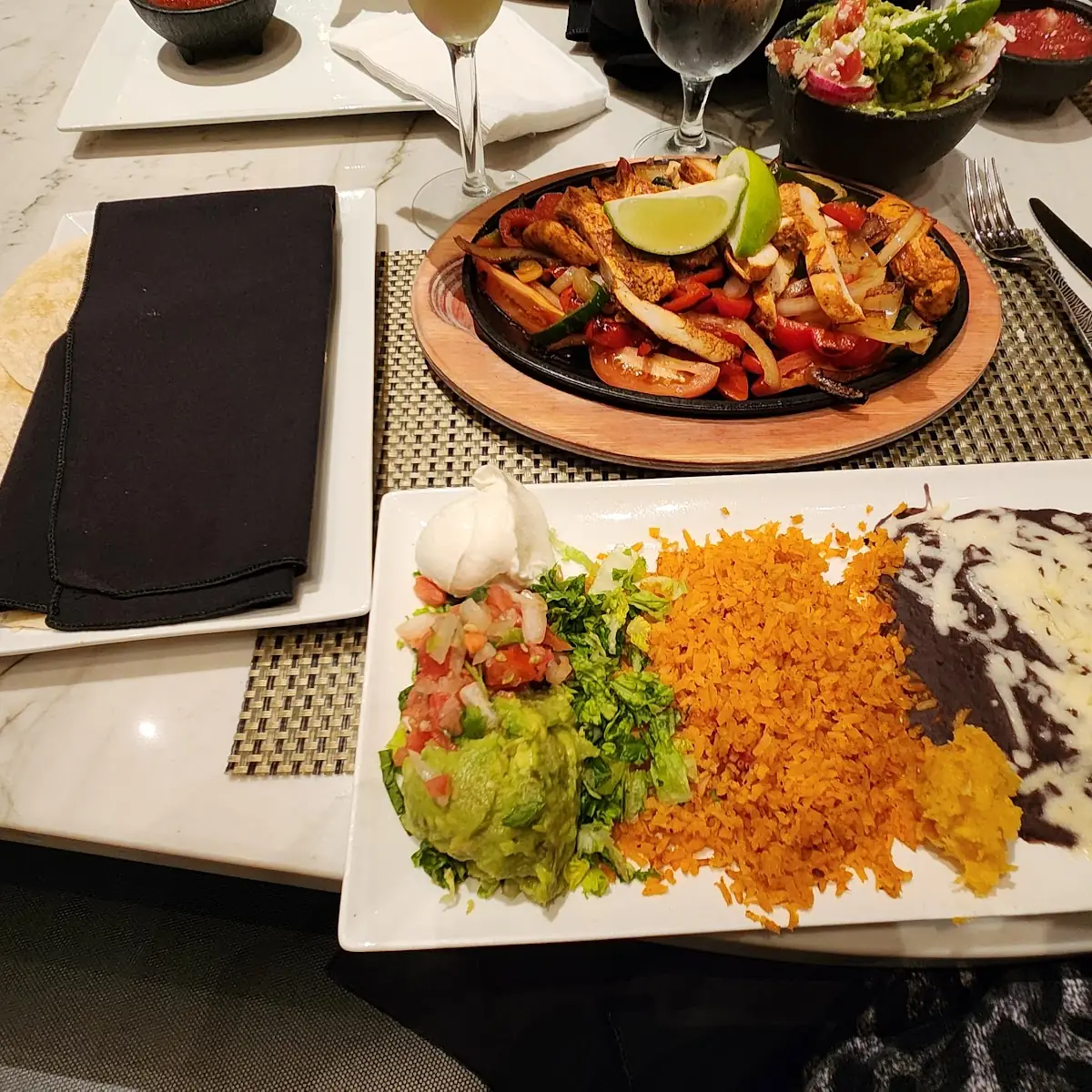 Tableside Guacamole & Chips