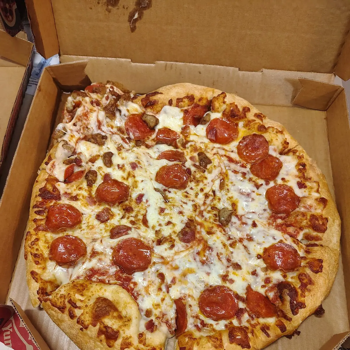 Large Stuffed Crust Pepperoni Pizza