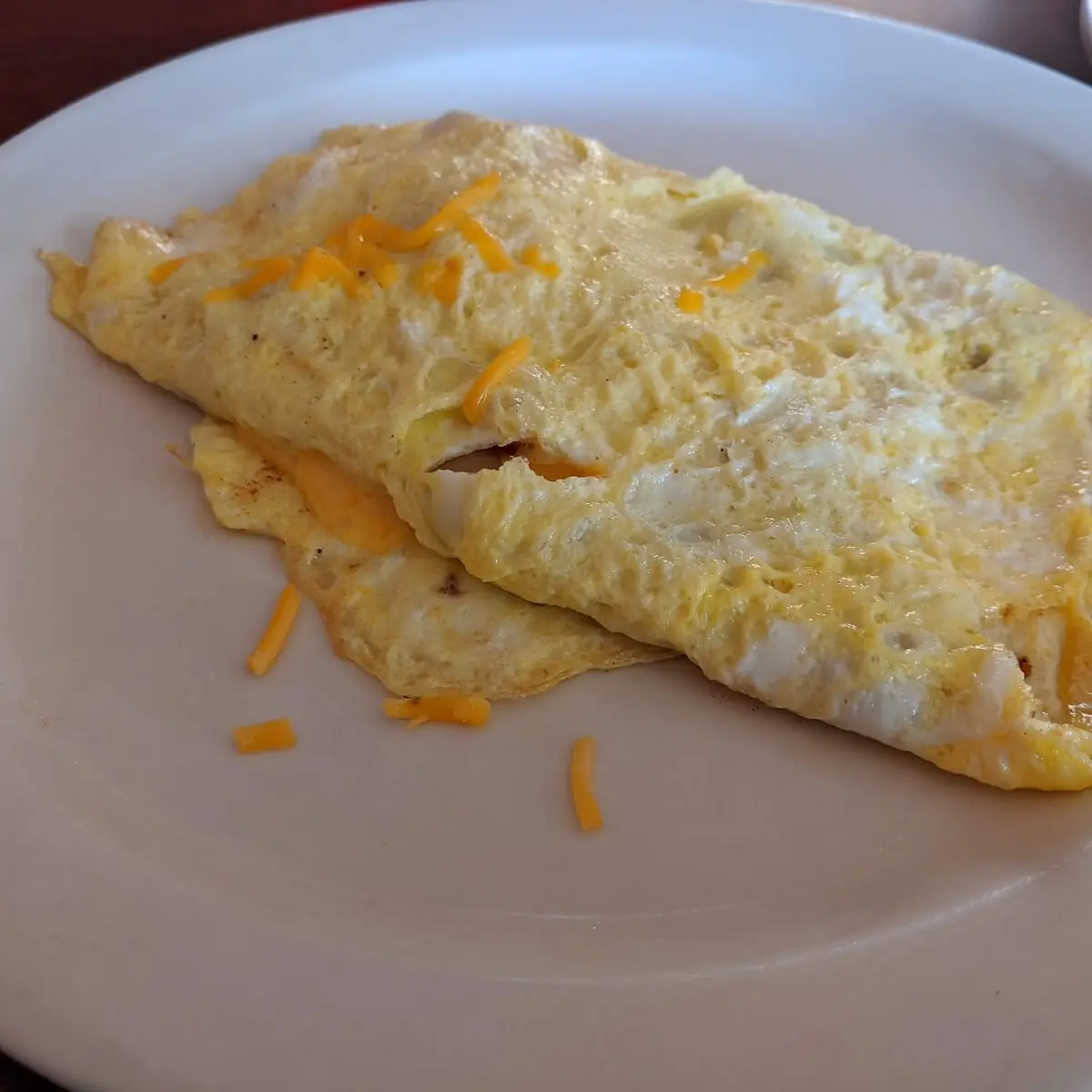 Spinach Mushroom Swiss Omelette