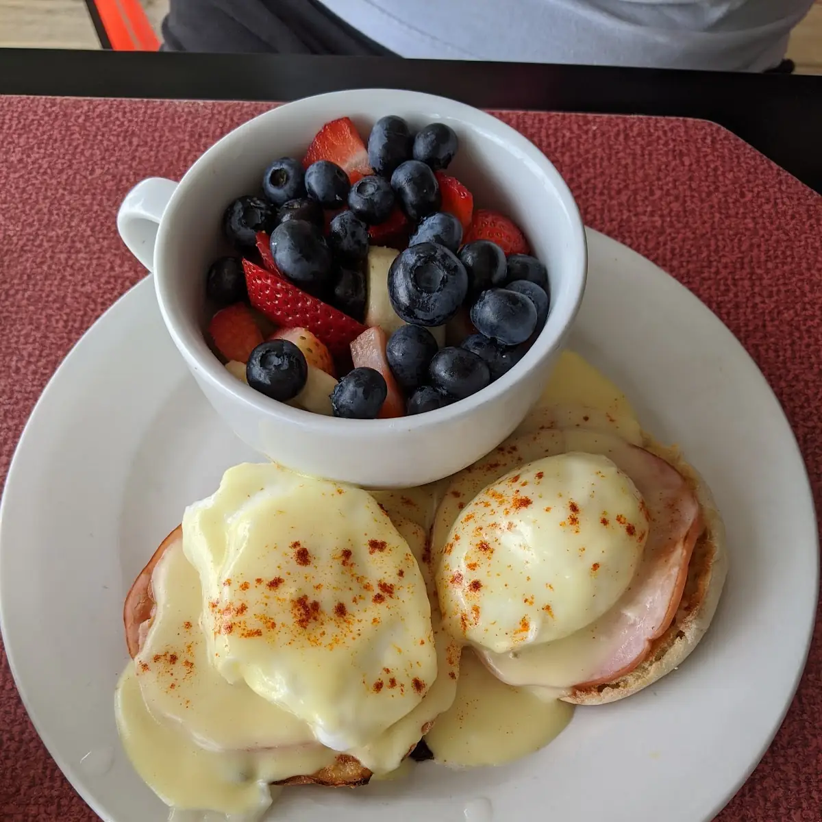 Eggs Benedict with Fresh Fruit