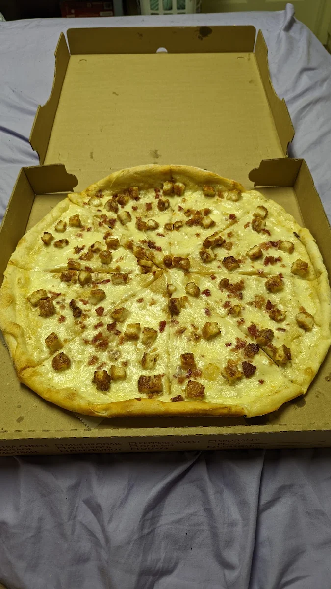 Chicken Bacon Ranch Pizza