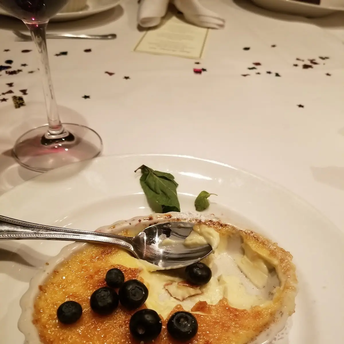 Classic Crème Brûlée with Seasonal Berries
