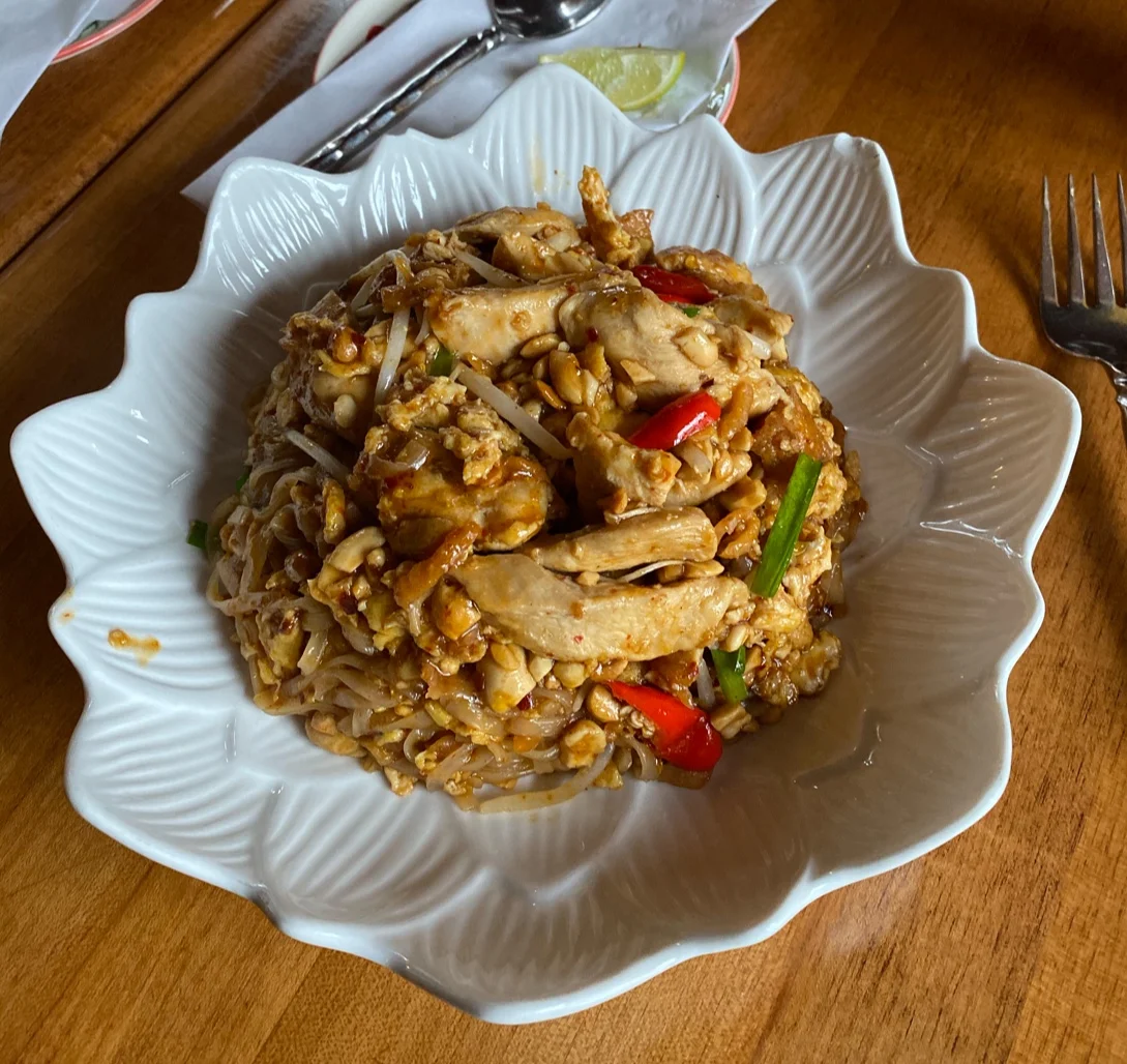 Spicy Chicken Pad Thai