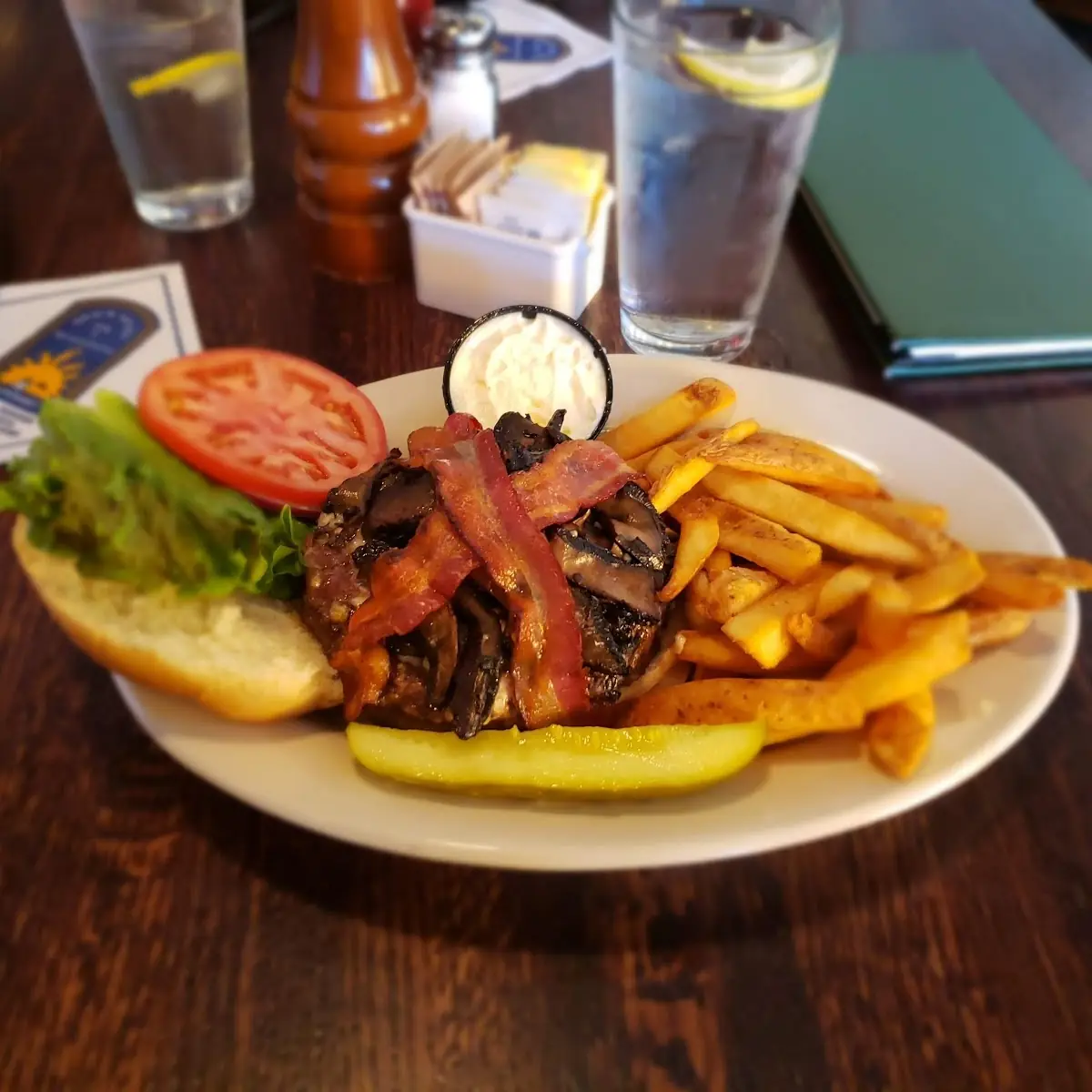 Bacon Cheeseburger