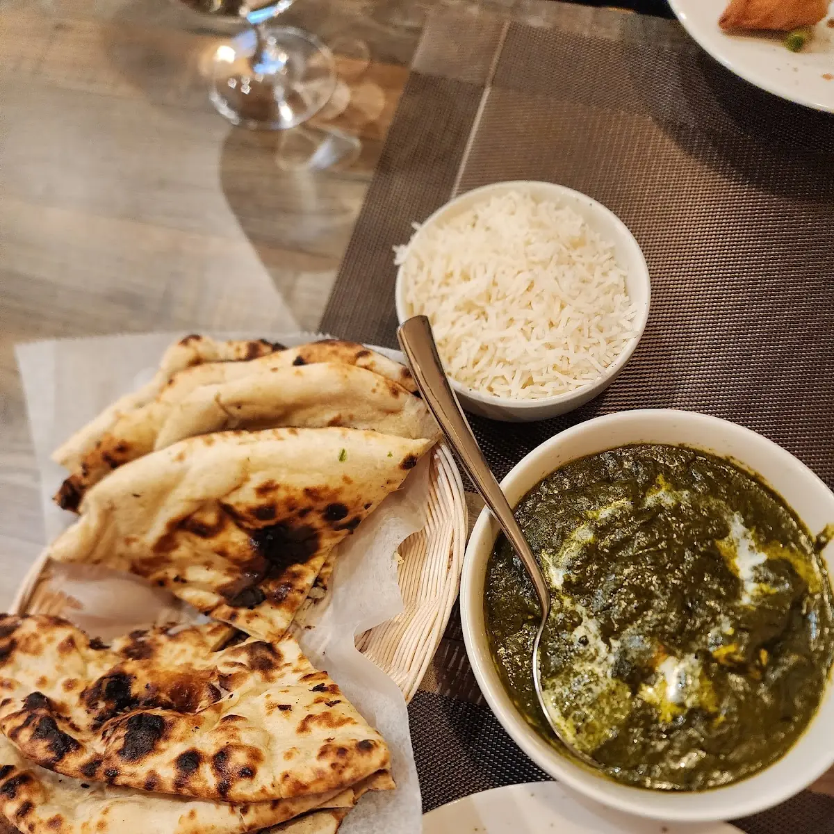 Palak Paneer Naan
