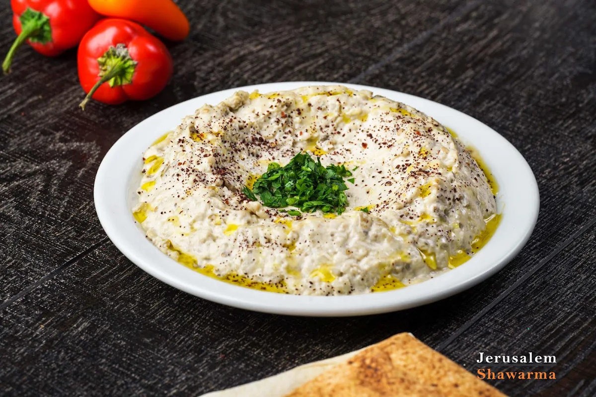 Hummus with Shawarma