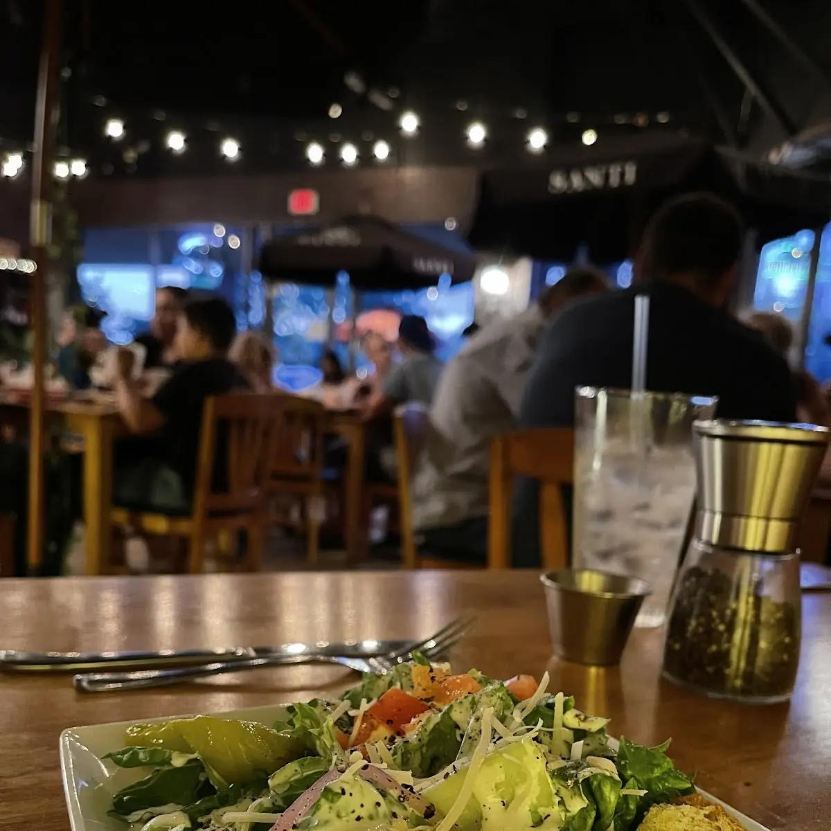 Cafe Garden Fresh Salad