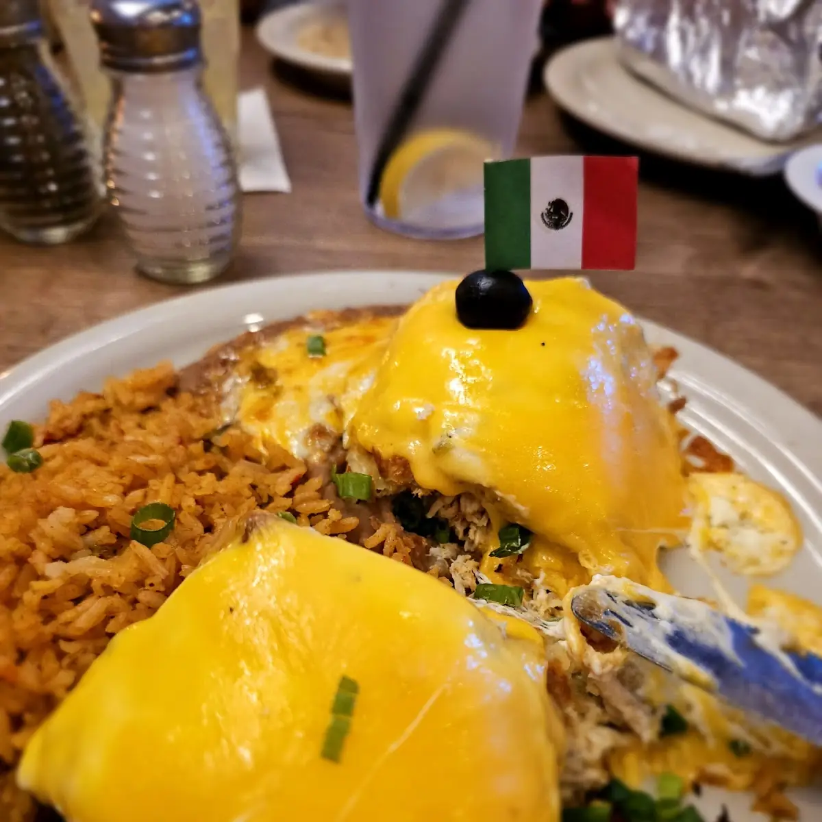 Cheesy Enchiladas with Chili Sauce