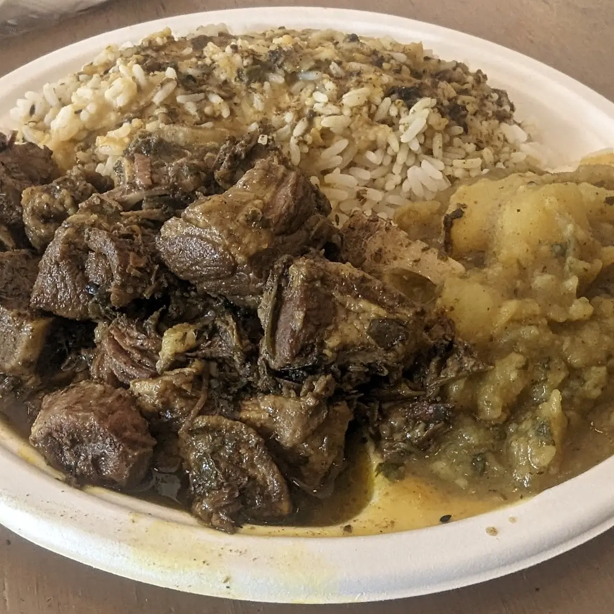 16 Oz Curry Goat