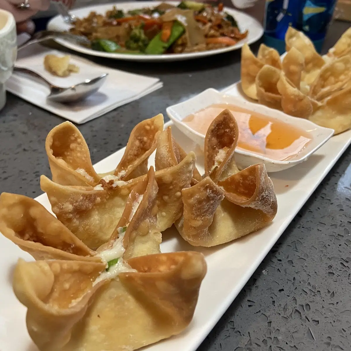 6 Crab Rangoon