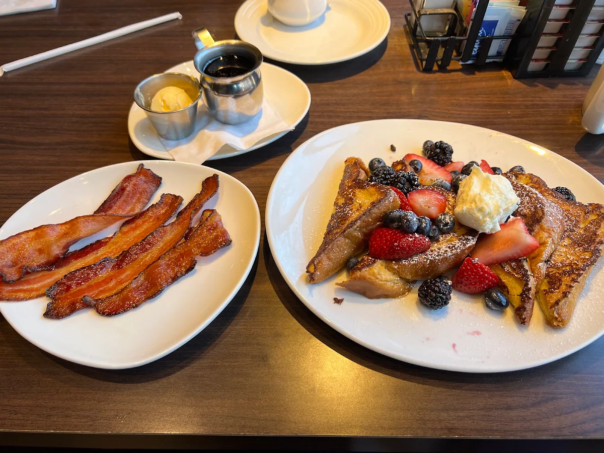 French Toast with Fresh Fruit