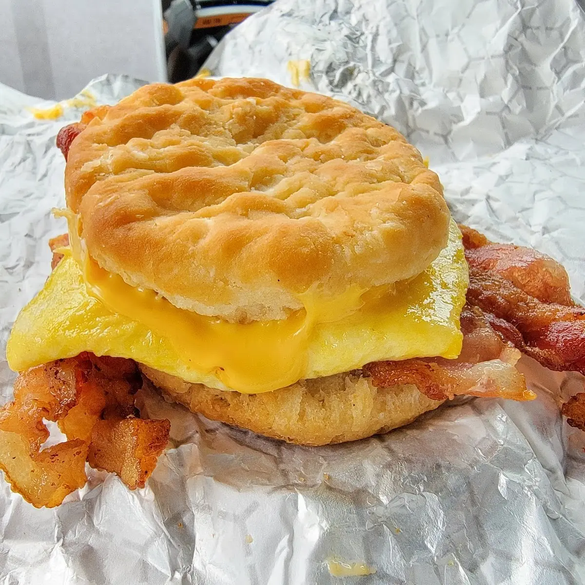 Biscuit w Egg Cheese & Meat