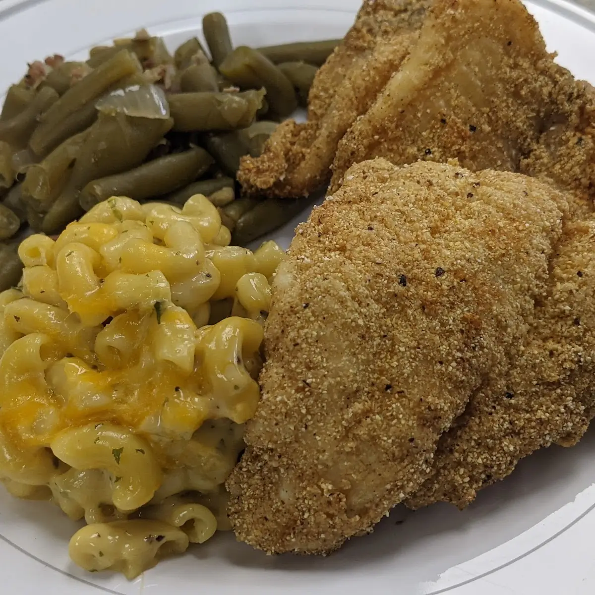 Pulled Pork w Mac & Green Beans