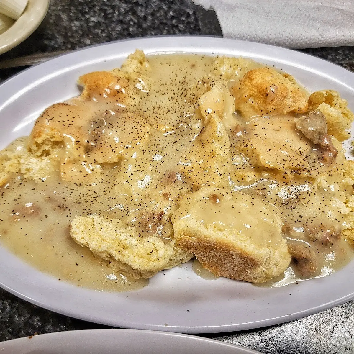 Sausage Gravy & Biscuits