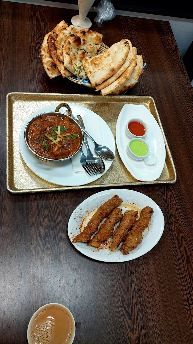 Boneless Chicken Korma and Kabob