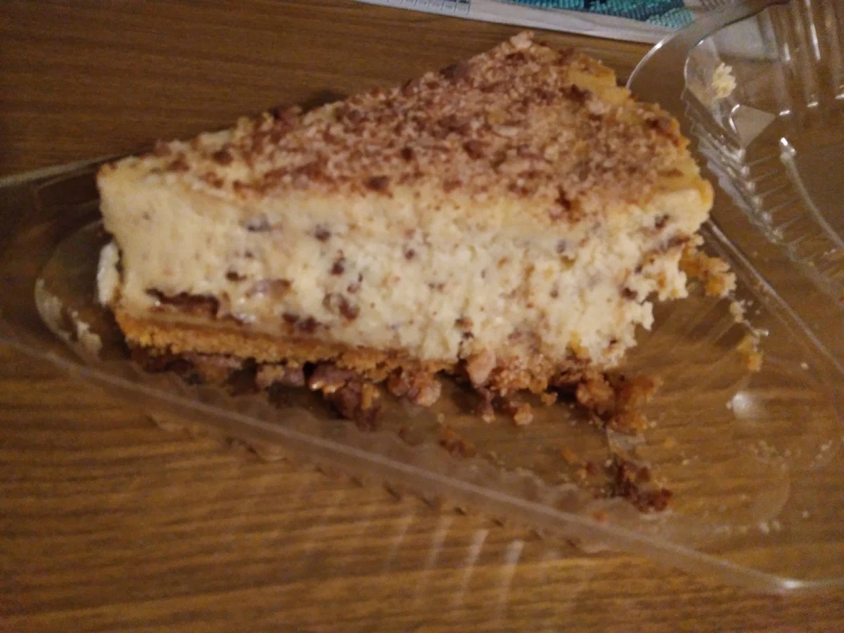 Butterfinger Cheesecake Slice
