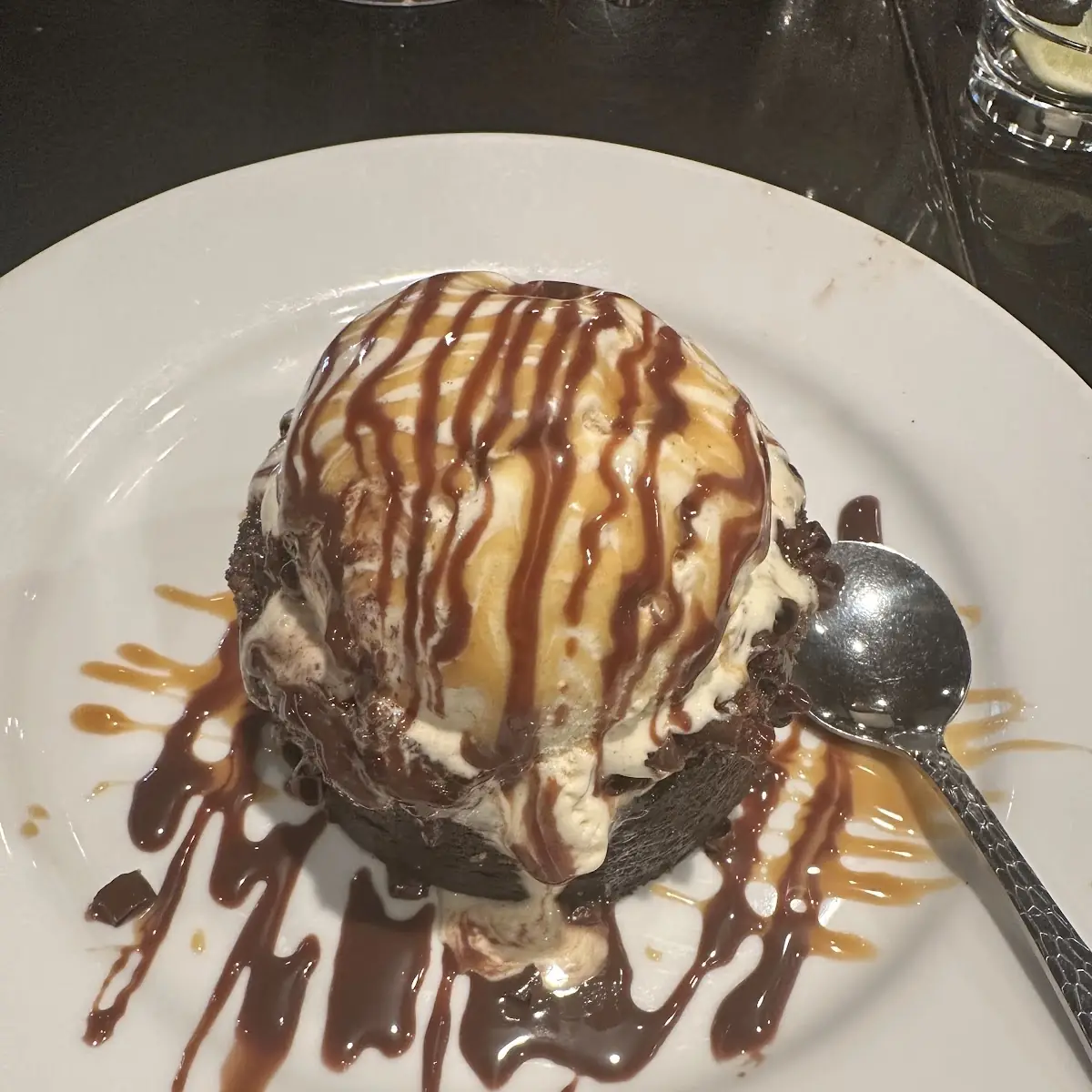 Lava Cake w Ice Cream