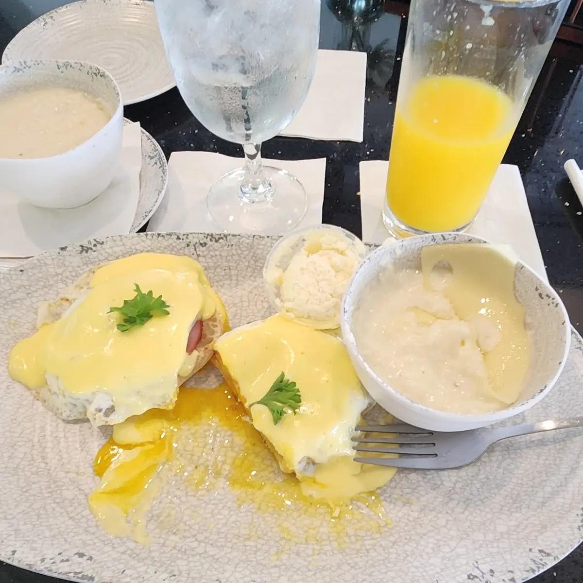Eggs Benedict
