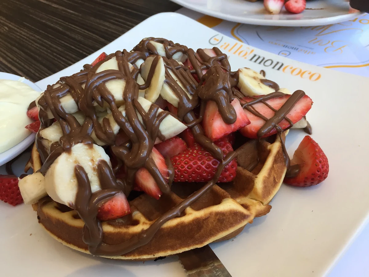 Gaufre Fusion de Fraises Strawberries Fusion Waffle, Allô mon Coco Sainte-Julie