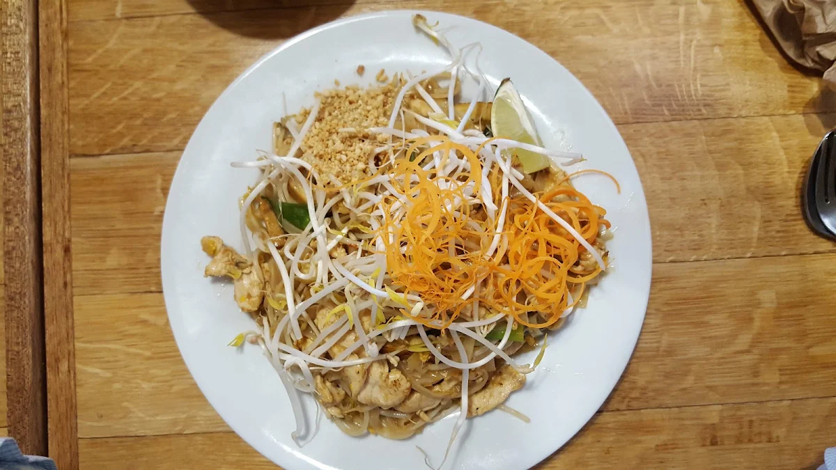 Pad Thai with Chicken