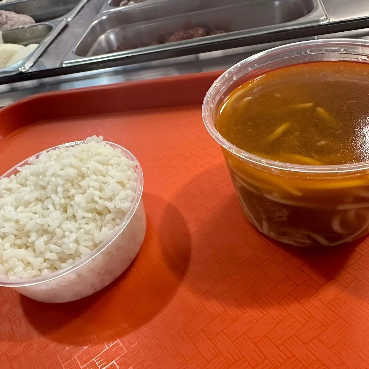 Sopa De Res Con Arroz Blanco