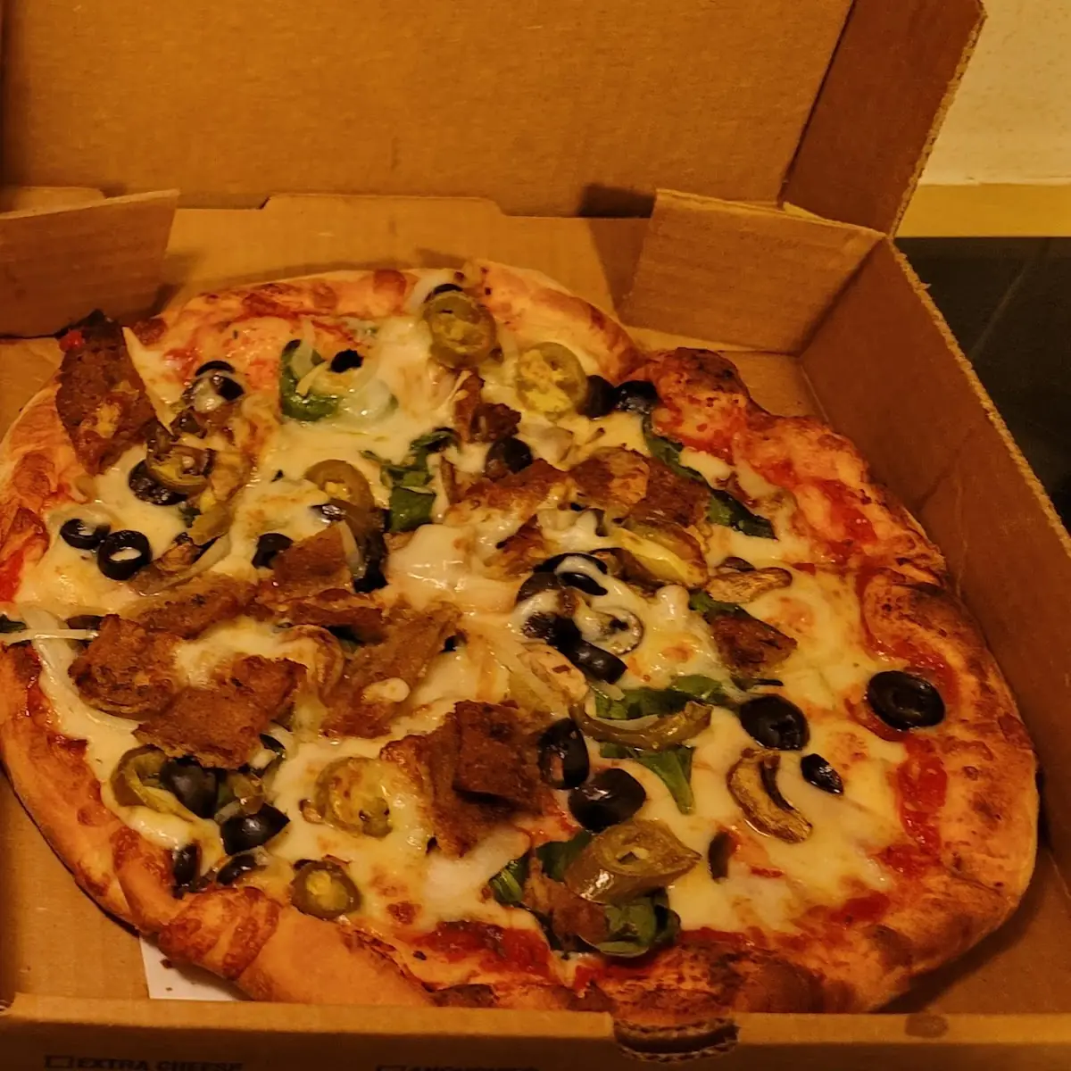 Garlic Bread Knots & Eggplant Pizza