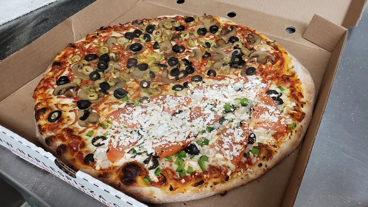 Highlights, Naples Pizza