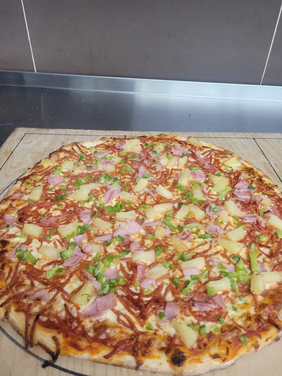 Highlights, Naples Pizza