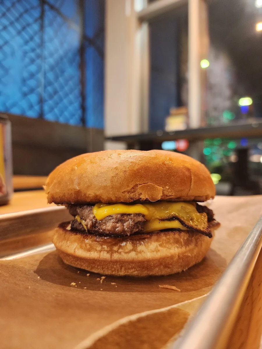 Smash Burger, Streats West Springs Kitchen