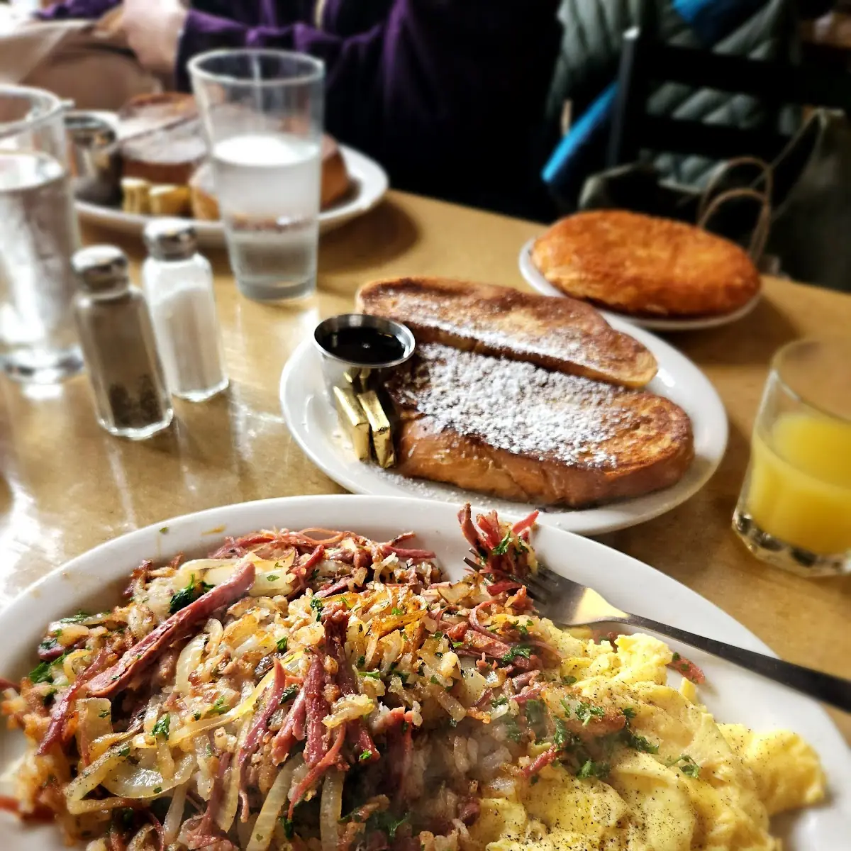 Corned Beef Hash w Eggs