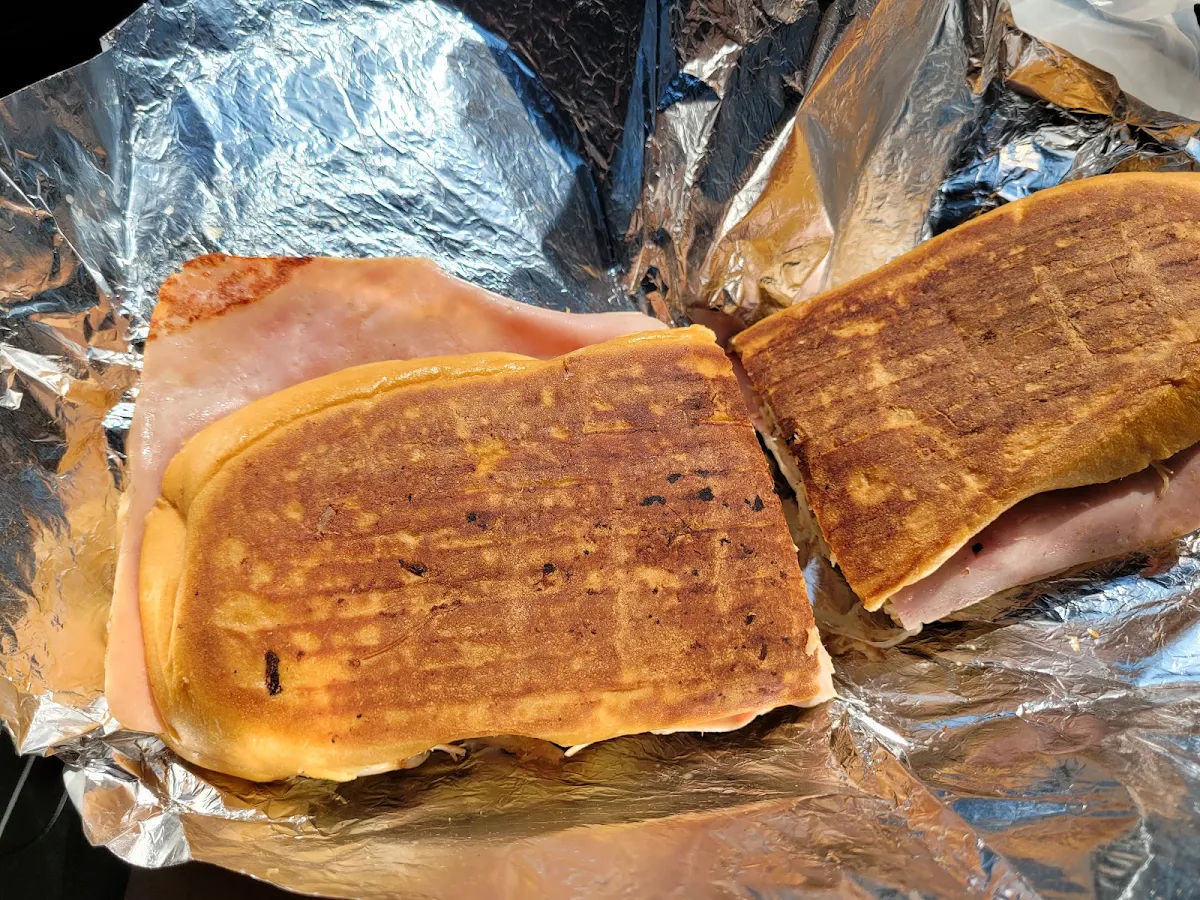 Media Noche Sandwich