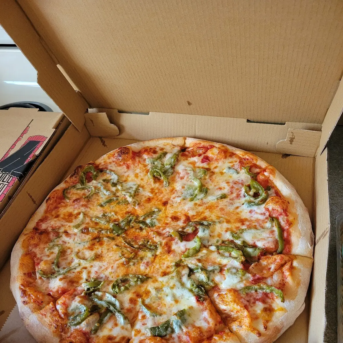 Cheese Pizza Green Peppers