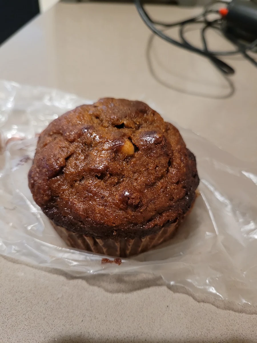 Pumpkin Walnut White Chocolate Muffin