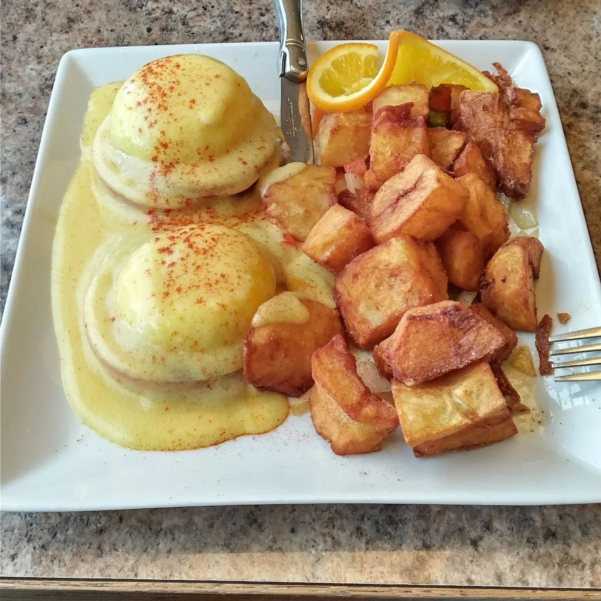 Eggs Benedict