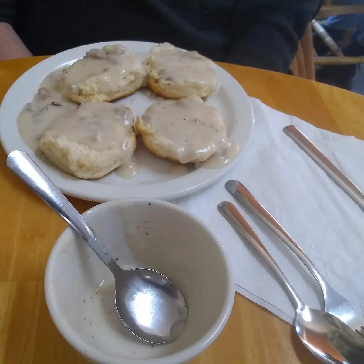 Full Order Biscuit and Gravy