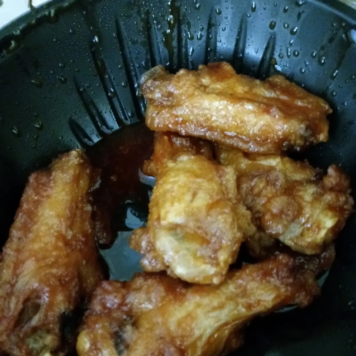 Medium Hot Chicken Wings