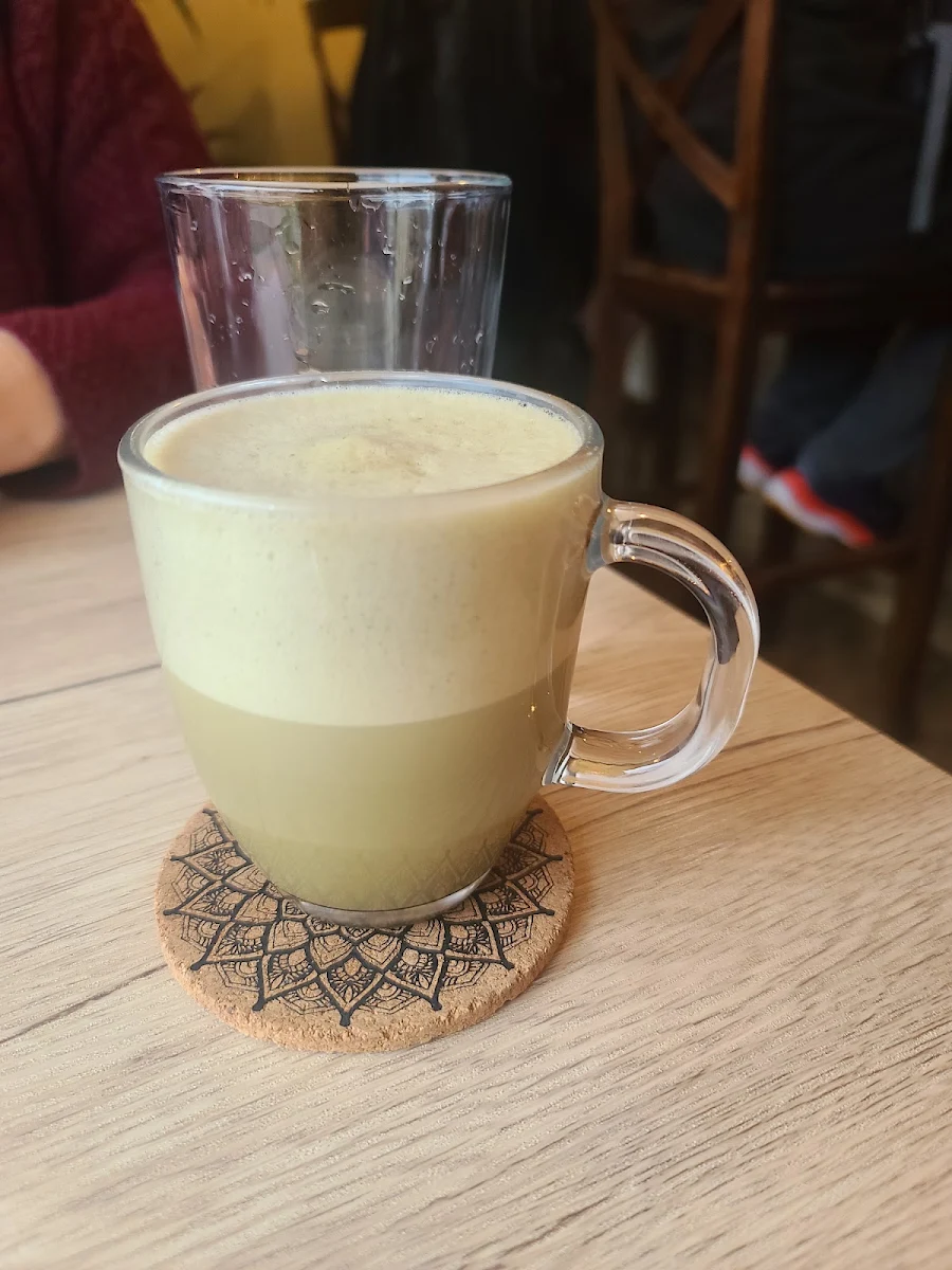 Hojicha Latte with Oat Milk