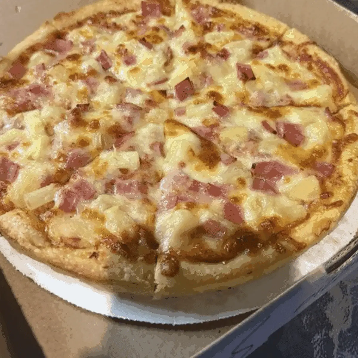 Hawaiian Pizza