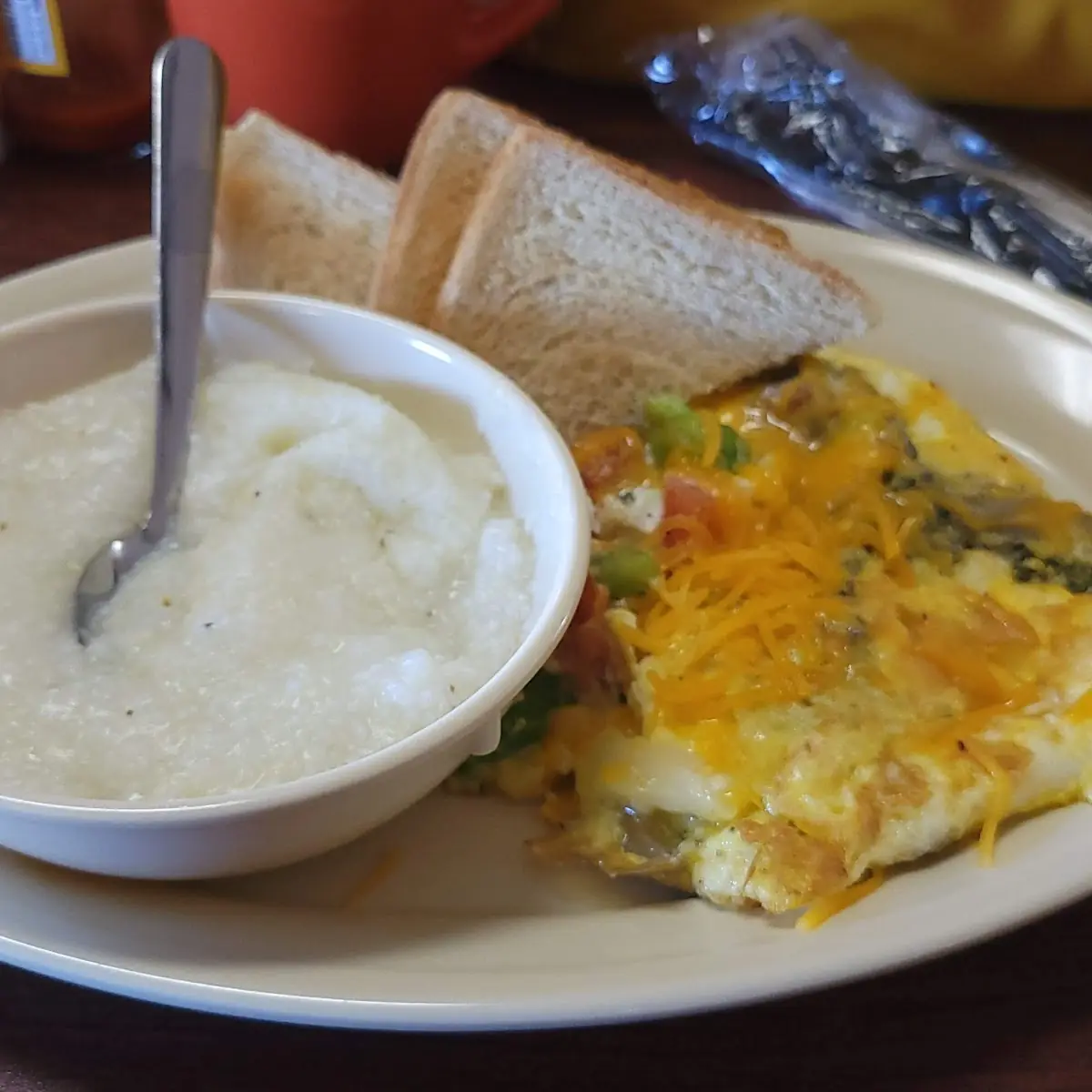 Scrambled Eggs and Gravy